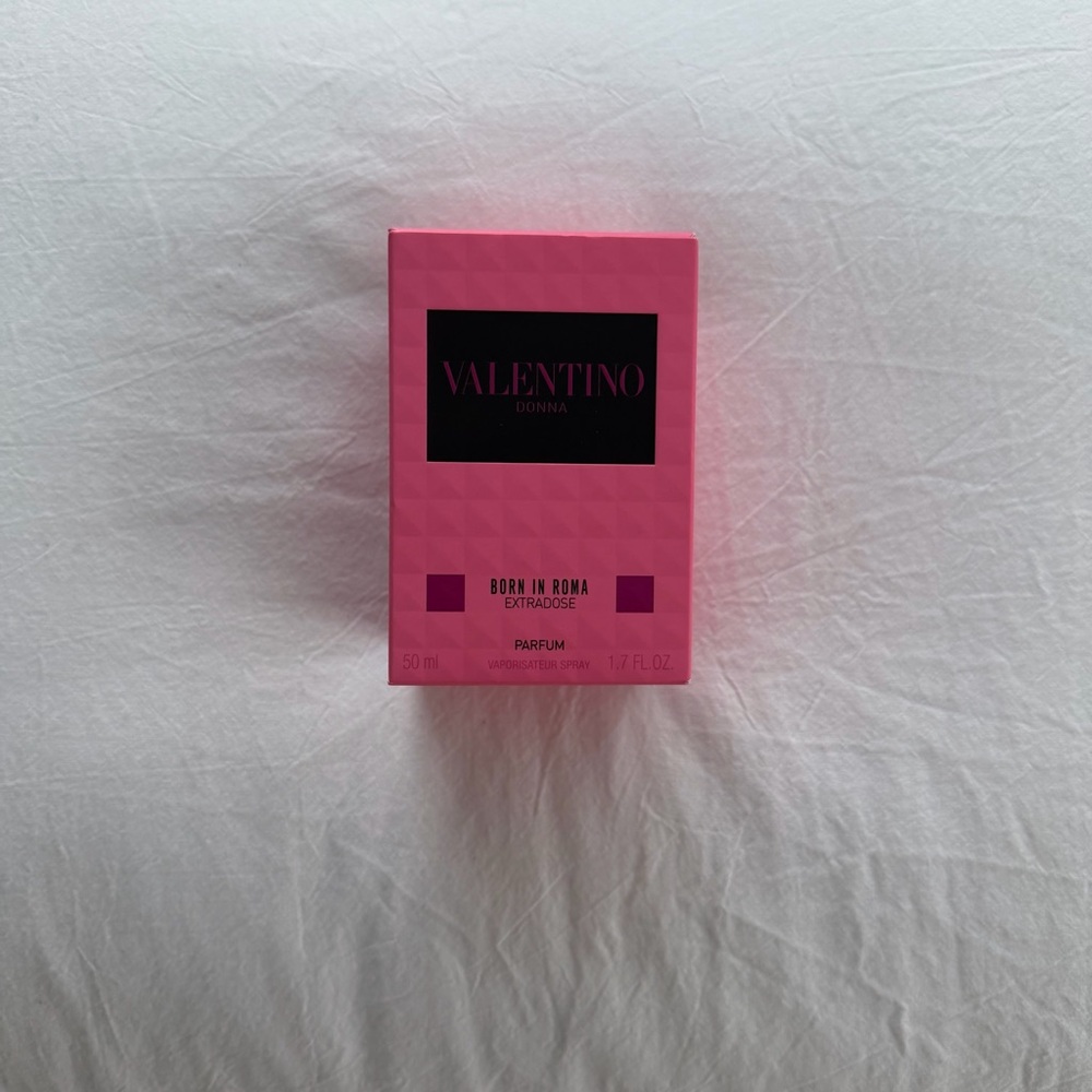 Valentino Born in Roma Extravdose hair mist”